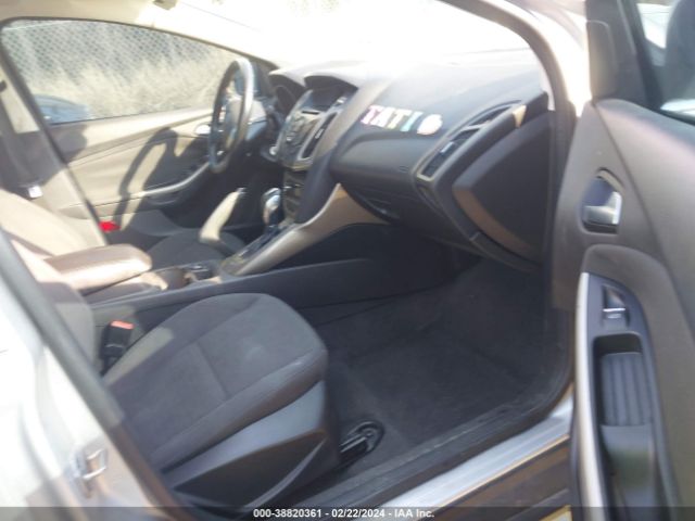 Photo 4 VIN: 1FAHP3H20CL423854 - FORD FOCUS 