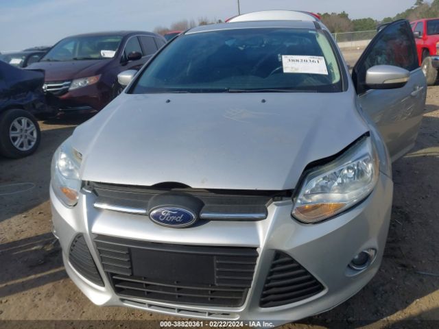 Photo 5 VIN: 1FAHP3H20CL423854 - FORD FOCUS 