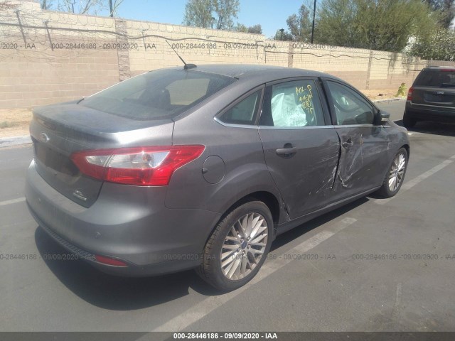 Photo 3 VIN: 1FAHP3H20CL434160 - FORD FOCUS 