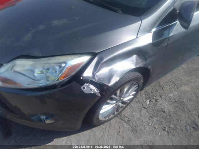 Photo 5 VIN: 1FAHP3H20CL462427 - FORD FOCUS 