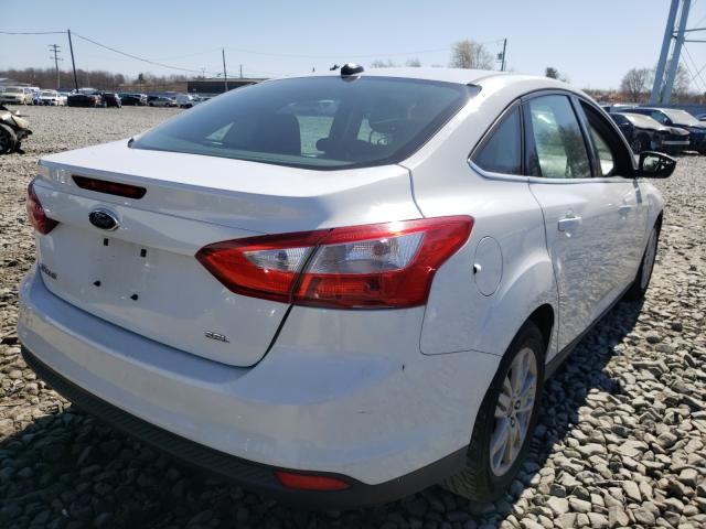 Photo 3 VIN: 1FAHP3H21CL140461 - FORD FOCUS SEL 