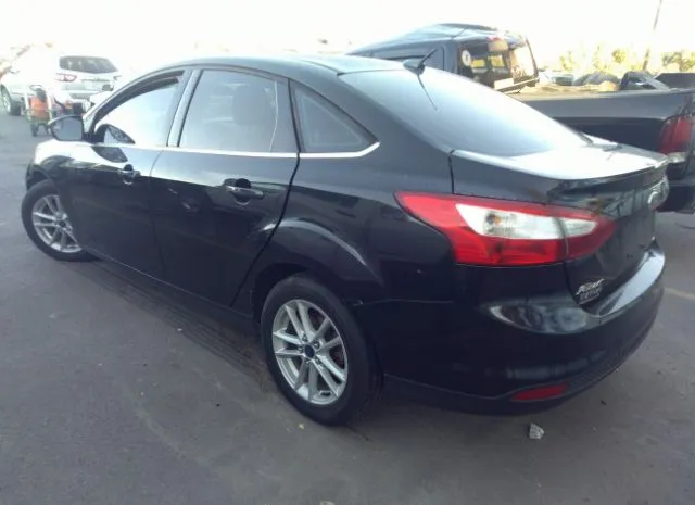 Photo 2 VIN: 1FAHP3H21CL147605 - FORD FOCUS 