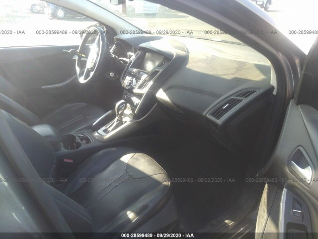 Photo 4 VIN: 1FAHP3H21CL236851 - FORD FOCUS 