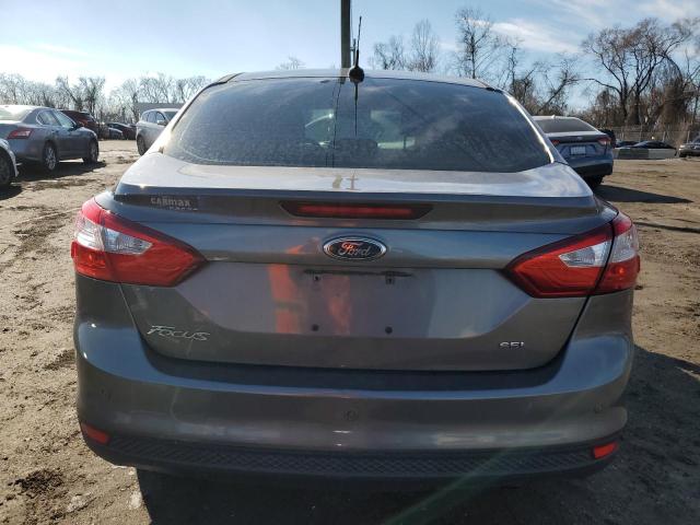 Photo 5 VIN: 1FAHP3H21CL303156 - FORD FOCUS 