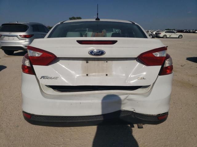 Photo 5 VIN: 1FAHP3H21CL324895 - FORD FOCUS SEL 