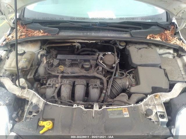 Photo 9 VIN: 1FAHP3H21CL388077 - FORD FOCUS 