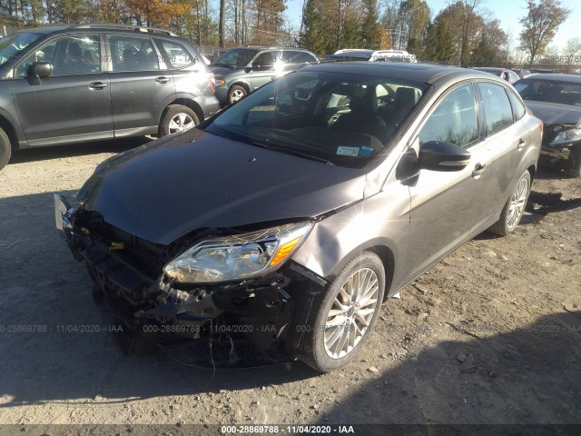 Photo 1 VIN: 1FAHP3H21CL426083 - FORD FOCUS 