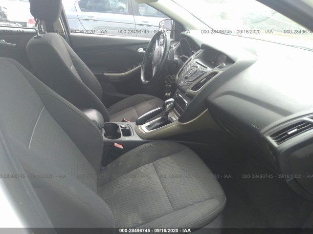 Photo 4 VIN: 1FAHP3H22CL138301 - FORD FOCUS 