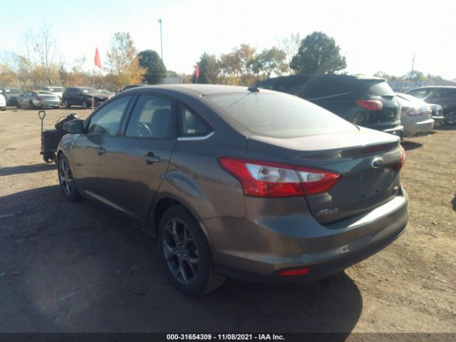 Photo 2 VIN: 1FAHP3H22CL200120 - FORD FOCUS 