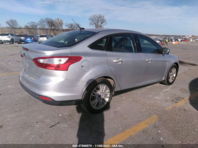 Photo 3 VIN: 1FAHP3H22CL245087 - FORD FOCUS 