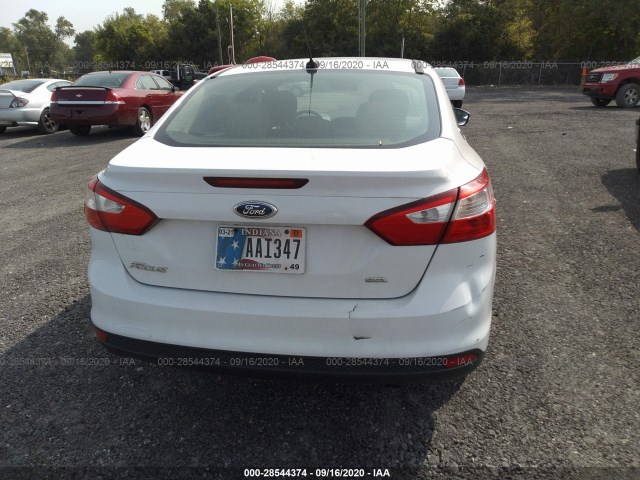 Photo 5 VIN: 1FAHP3H23CL348440 - FORD FOCUS 