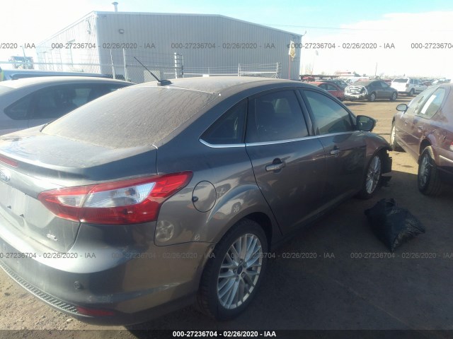 Photo 3 VIN: 1FAHP3H23CL349605 - FORD FOCUS 