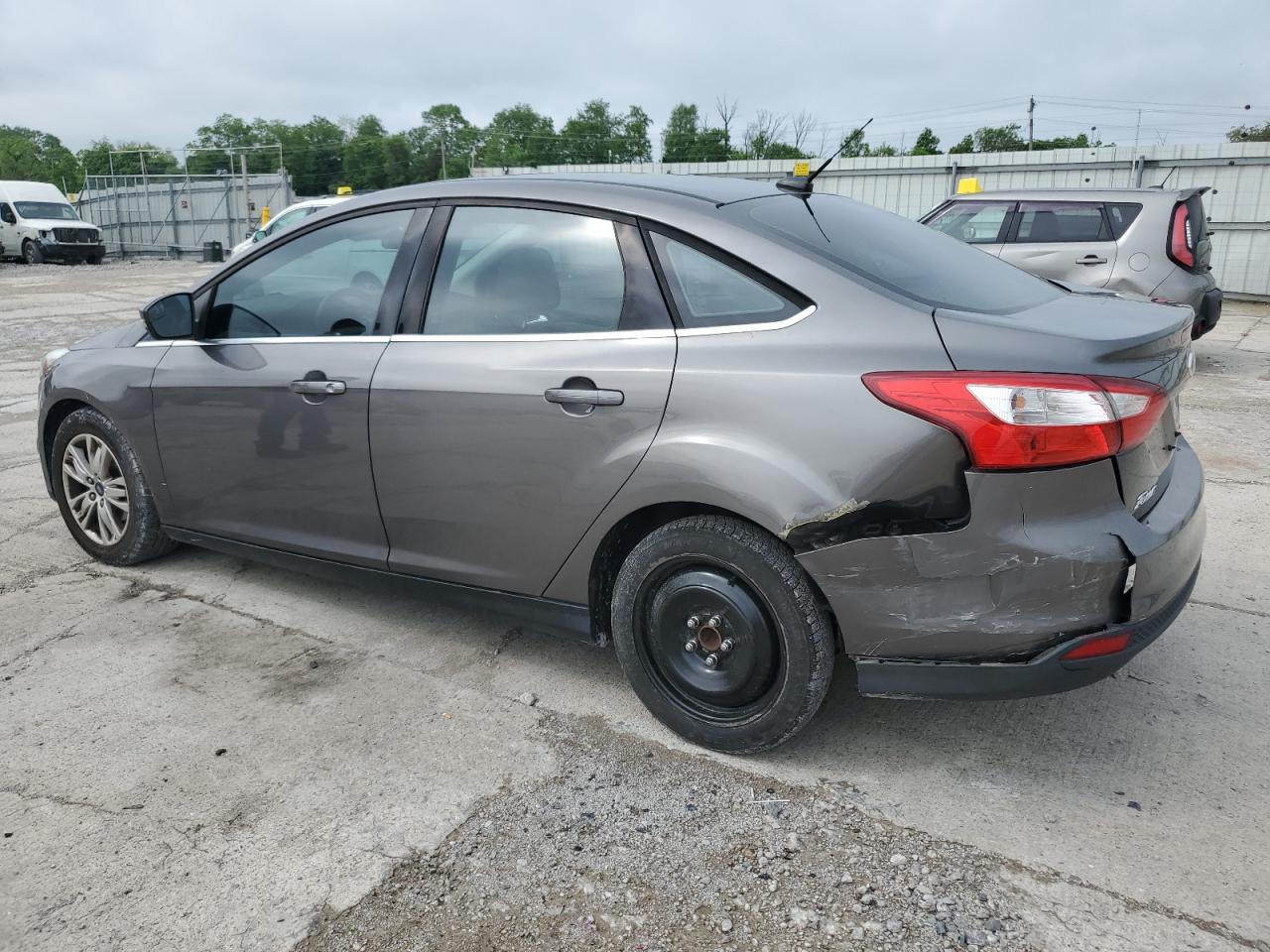 Photo 1 VIN: 1FAHP3H23CL385441 - FORD FOCUS 