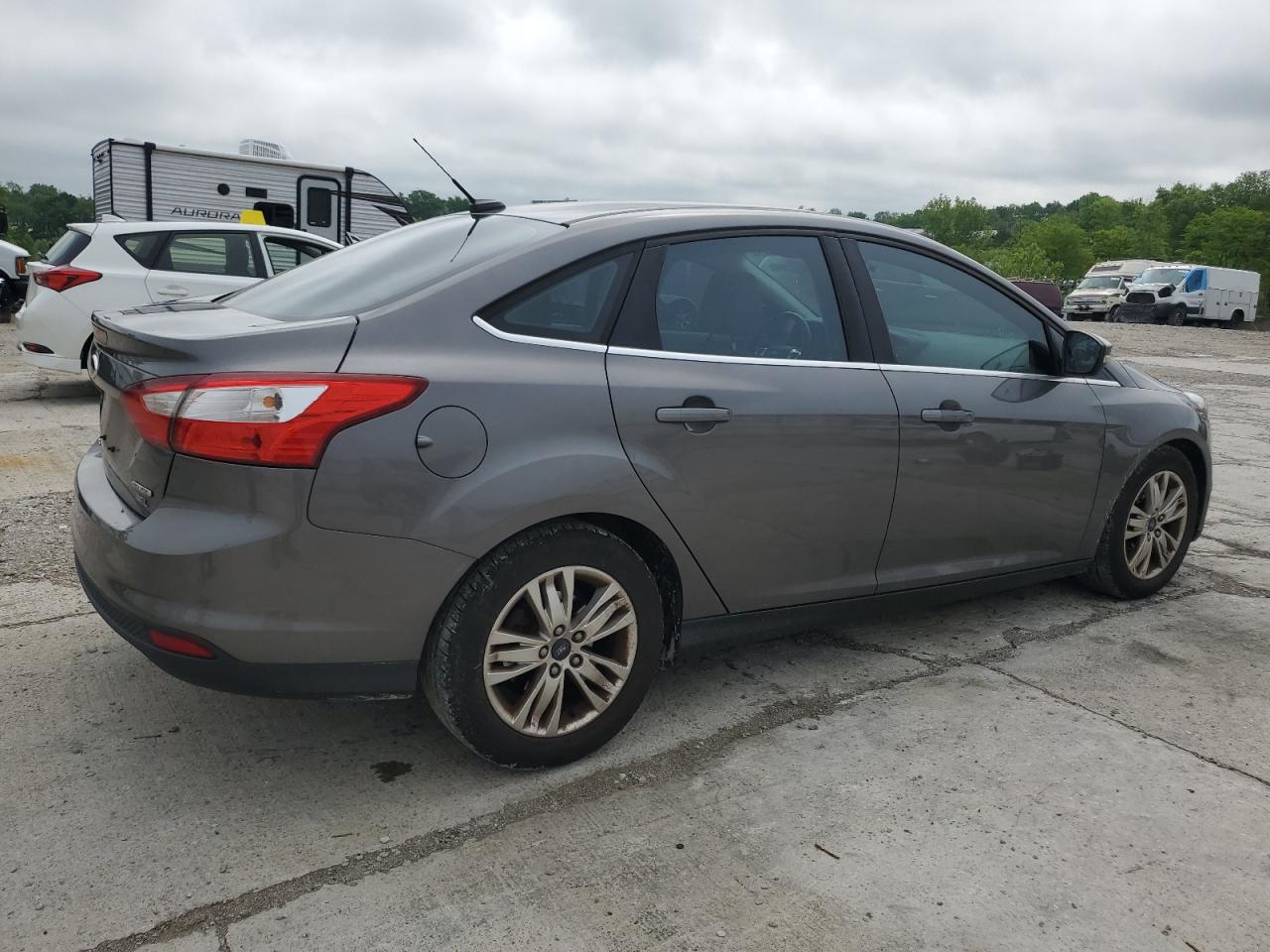 Photo 2 VIN: 1FAHP3H23CL385441 - FORD FOCUS 