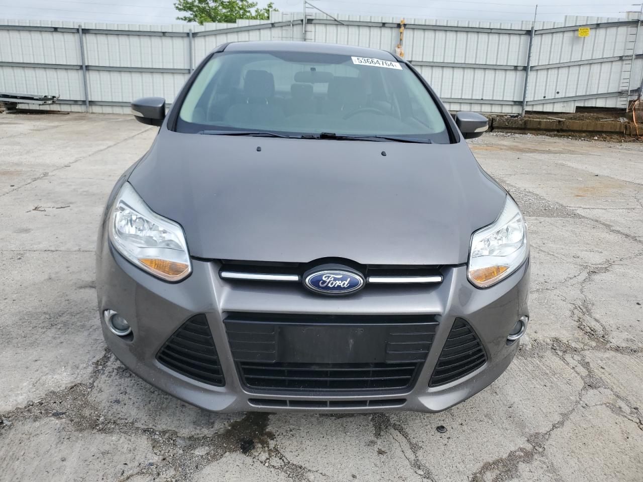 Photo 4 VIN: 1FAHP3H23CL385441 - FORD FOCUS 