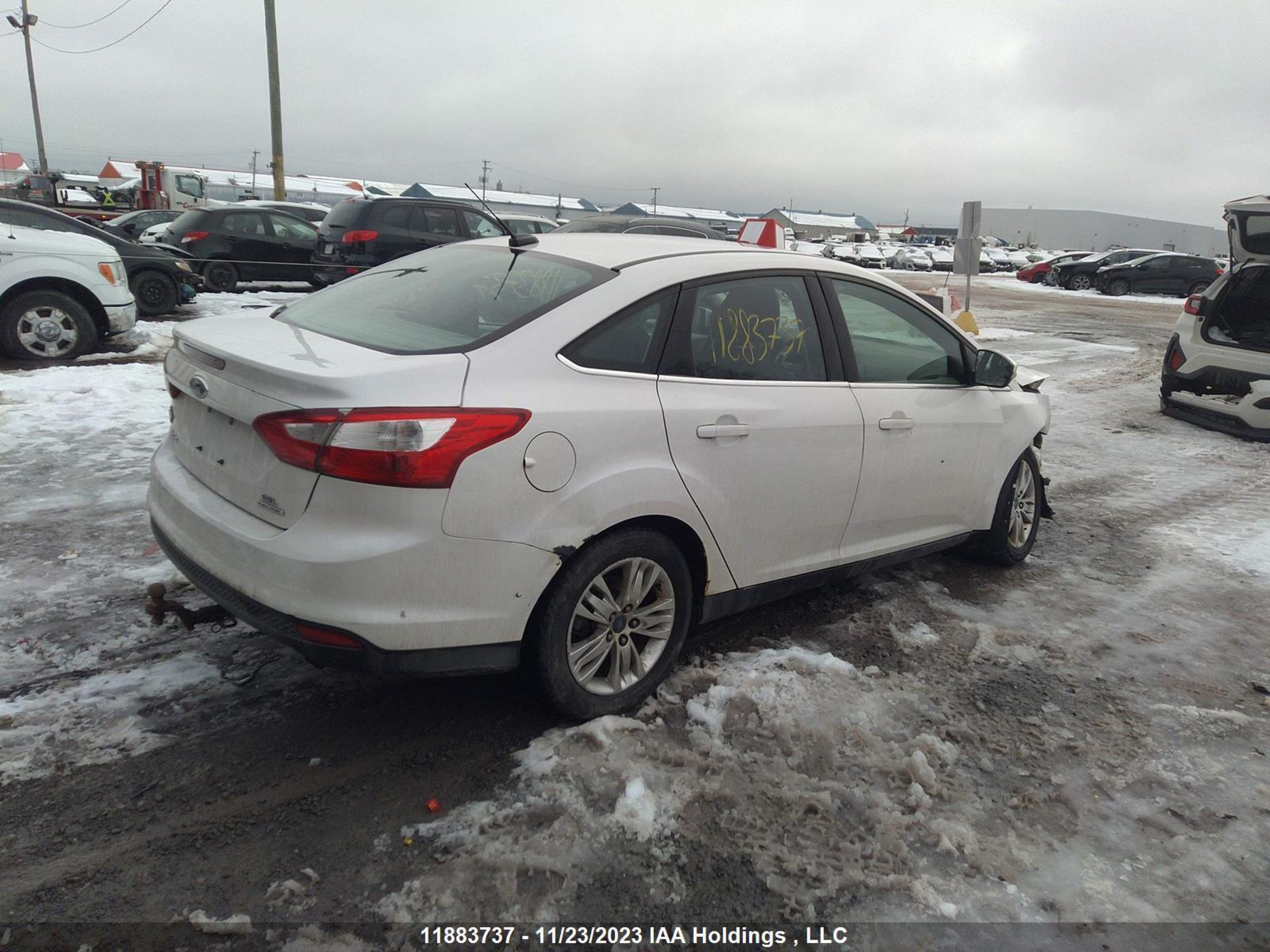 Photo 3 VIN: 1FAHP3H23CL424979 - FORD FOCUS 