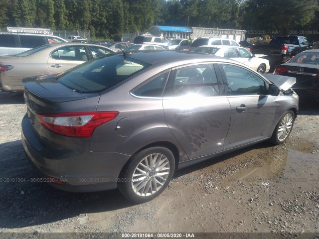 Photo 3 VIN: 1FAHP3H24CL176693 - FORD FOCUS 