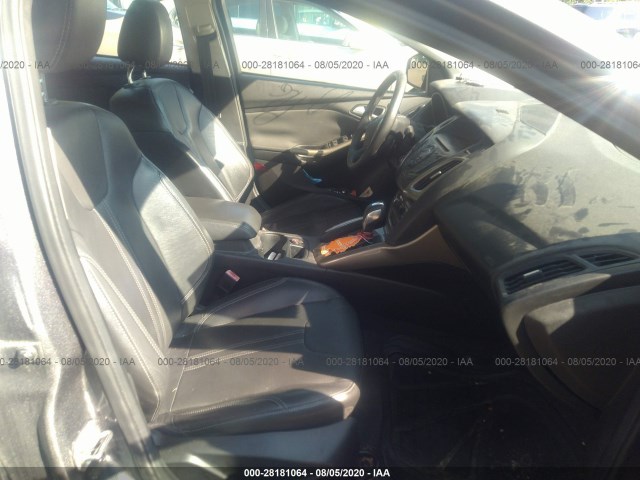 Photo 4 VIN: 1FAHP3H24CL176693 - FORD FOCUS 