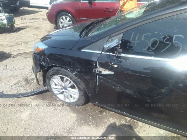 Photo 5 VIN: 1FAHP3H24CL293898 - FORD FOCUS 