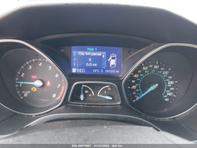 Photo 6 VIN: 1FAHP3H24CL475990 - FORD FOCUS 