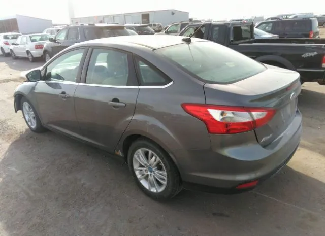 Photo 2 VIN: 1FAHP3H25CL147607 - FORD FOCUS 