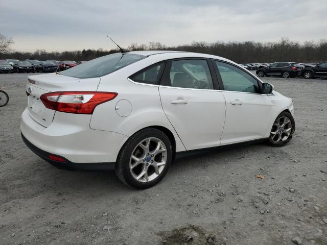 Photo 2 VIN: 1FAHP3H25CL172927 - FORD FOCUS 