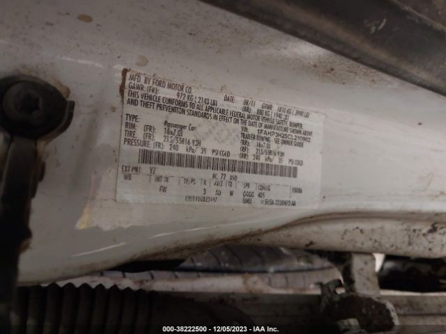 Photo 8 VIN: 1FAHP3H25CL210902 - FORD FOCUS 