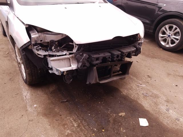 Photo 8 VIN: 1FAHP3H25CL311907 - FORD FOCUS SEL 