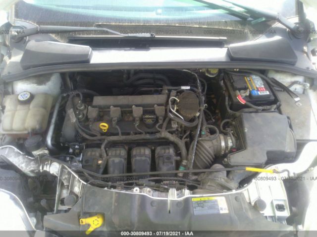 Photo 9 VIN: 1FAHP3H25CL358631 - FORD FOCUS 