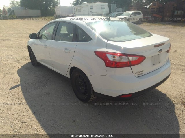 Photo 2 VIN: 1FAHP3H25CL363540 - FORD FOCUS 