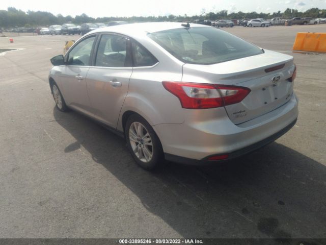 Photo 2 VIN: 1FAHP3H25CL372318 - FORD FOCUS 