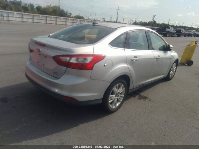 Photo 3 VIN: 1FAHP3H25CL372318 - FORD FOCUS 