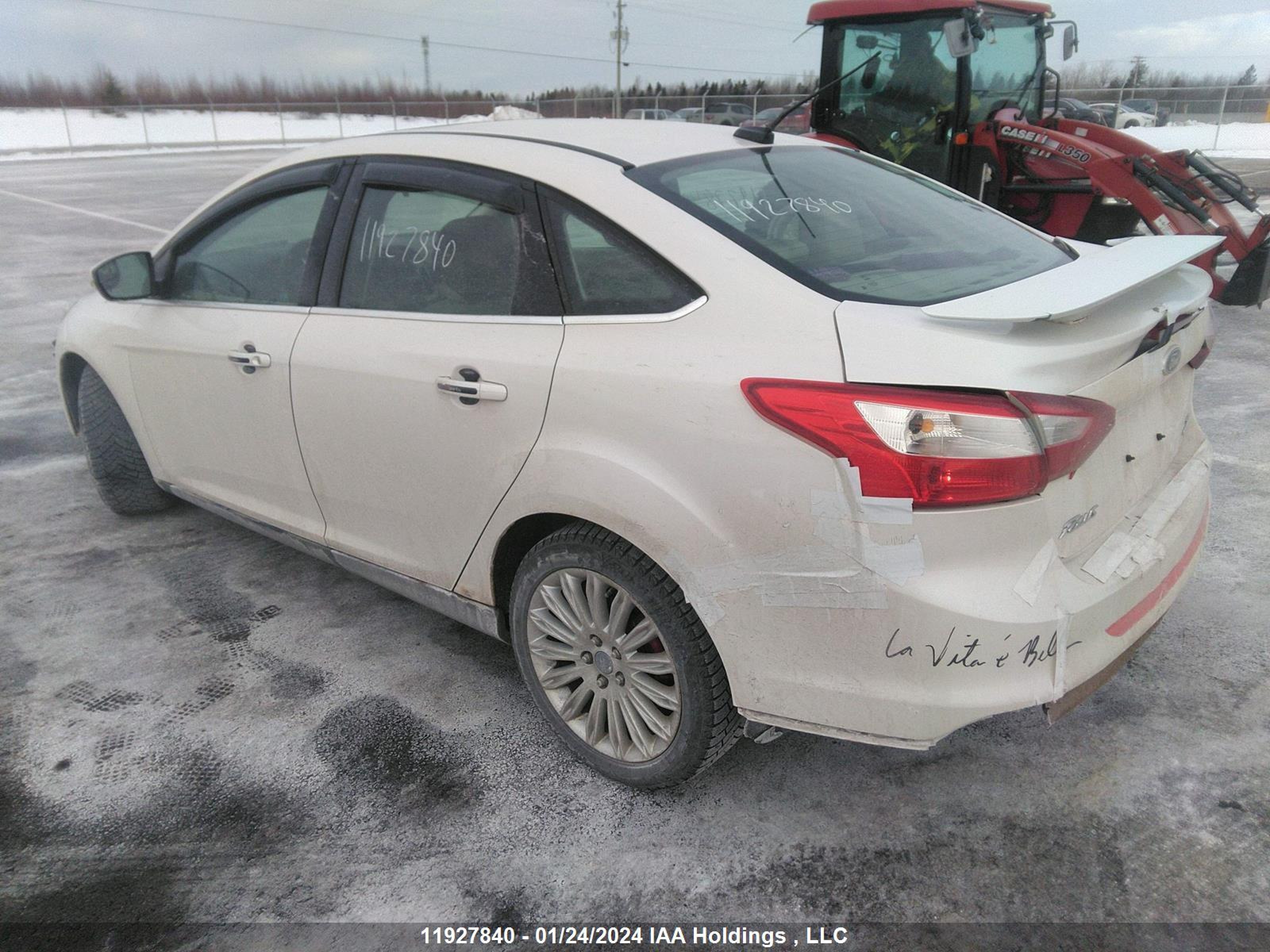 Photo 2 VIN: 1FAHP3H25CL438267 - FORD FOCUS 