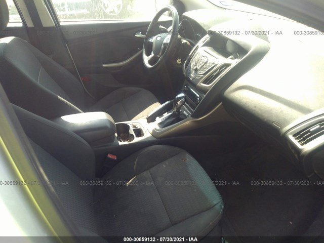 Photo 4 VIN: 1FAHP3H26CL168840 - FORD FOCUS 