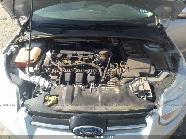 Photo 9 VIN: 1FAHP3H26CL168840 - FORD FOCUS 