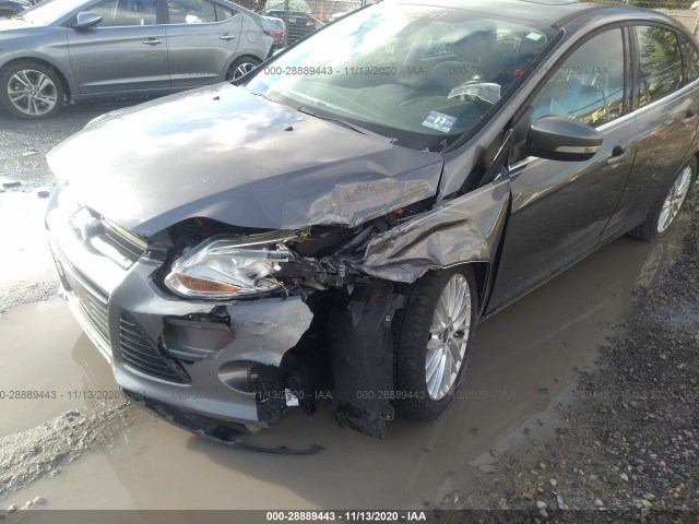 Photo 5 VIN: 1FAHP3H26CL200427 - FORD FOCUS 