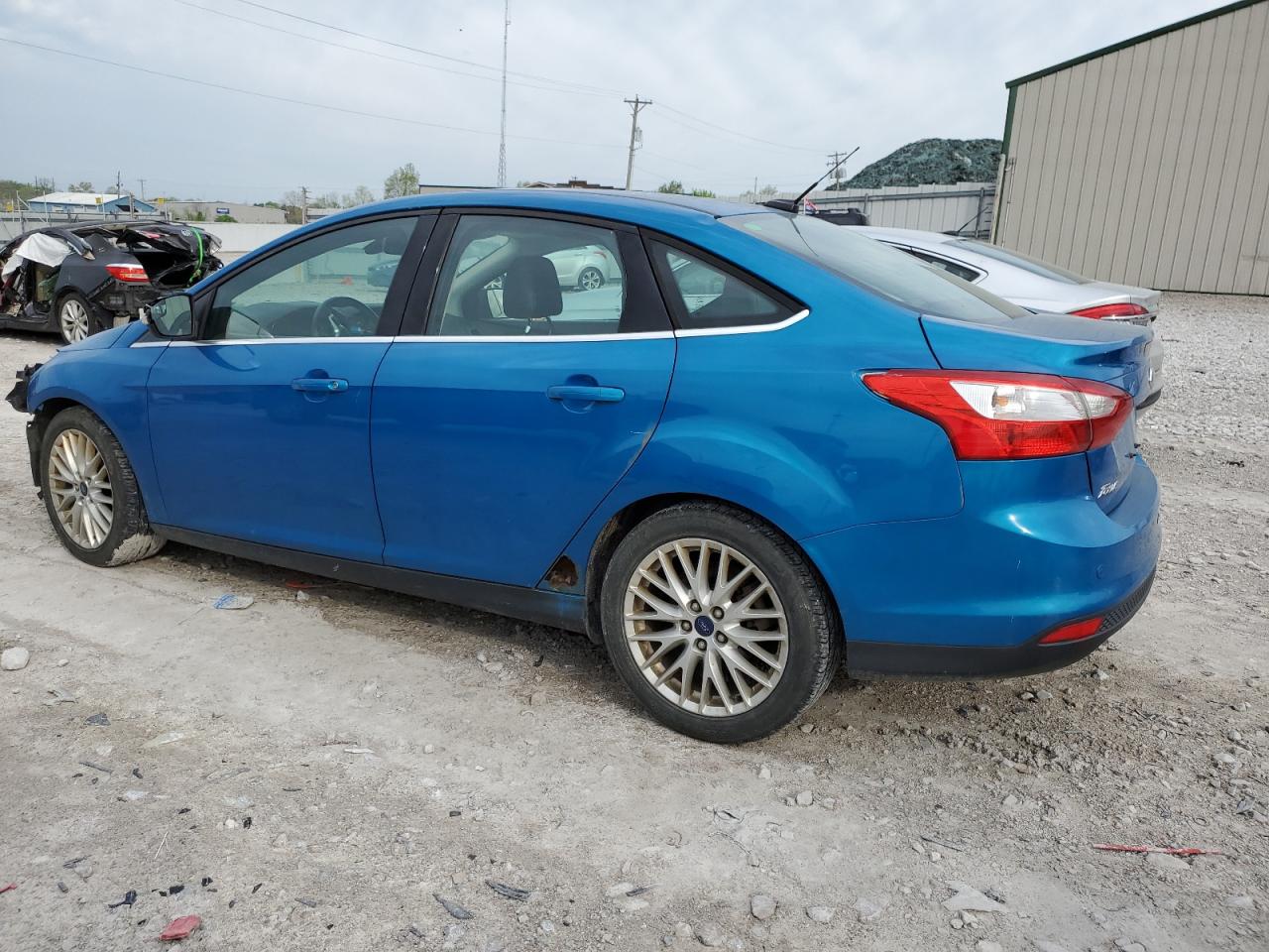 Photo 1 VIN: 1FAHP3H26CL230799 - FORD FOCUS 