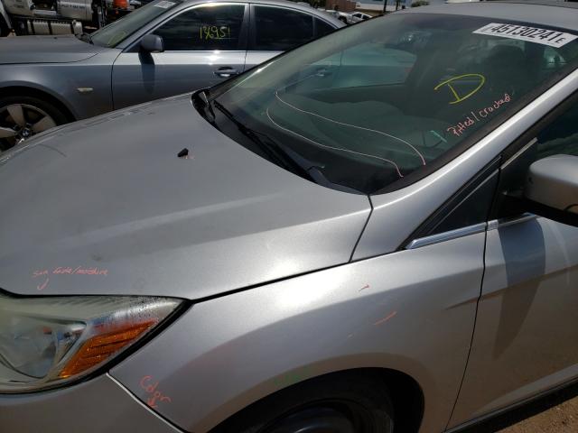 Photo 8 VIN: 1FAHP3H26CL251653 - FORD FOCUS SEL 