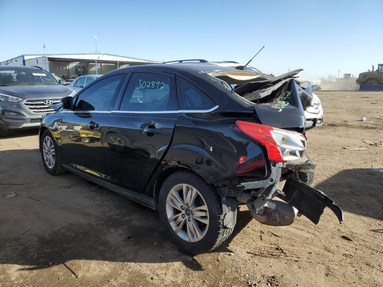 Photo 1 VIN: 1FAHP3H26CL302892 - FORD FOCUS 