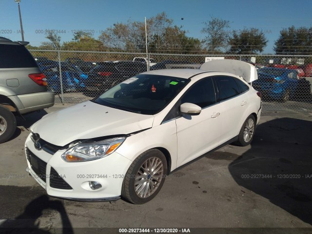 Photo 1 VIN: 1FAHP3H26CL335746 - FORD FOCUS 