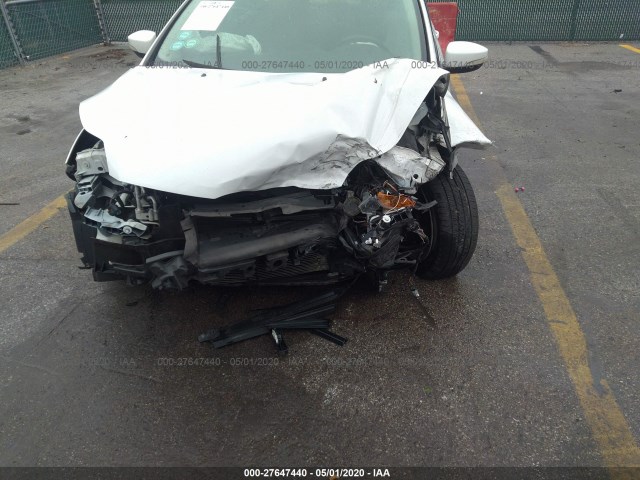 Photo 5 VIN: 1FAHP3H26CL349713 - FORD FOCUS 