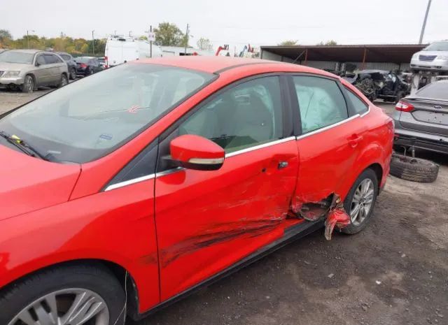 Photo 5 VIN: 1FAHP3H26CL357455 - FORD FOCUS 