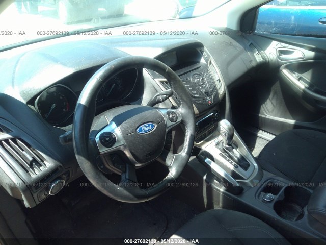 Photo 4 VIN: 1FAHP3H26CL385692 - FORD FOCUS 