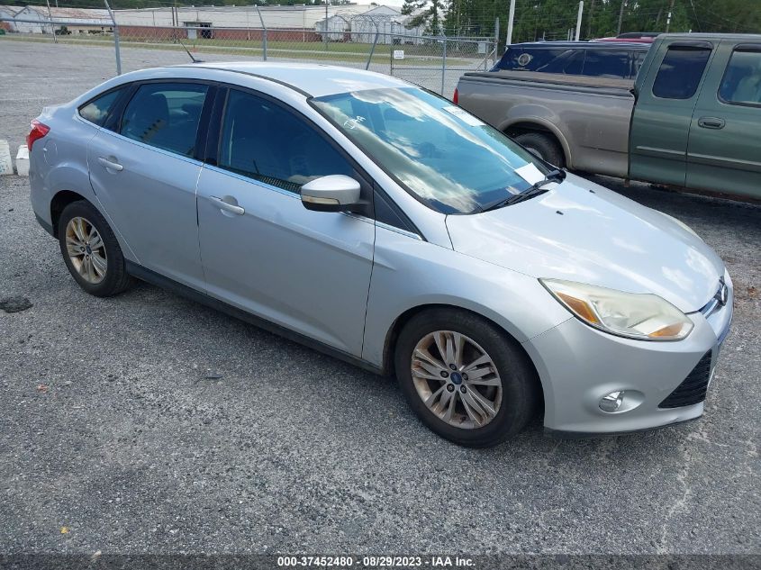 Photo 0 VIN: 1FAHP3H26CL430937 - FORD FOCUS 