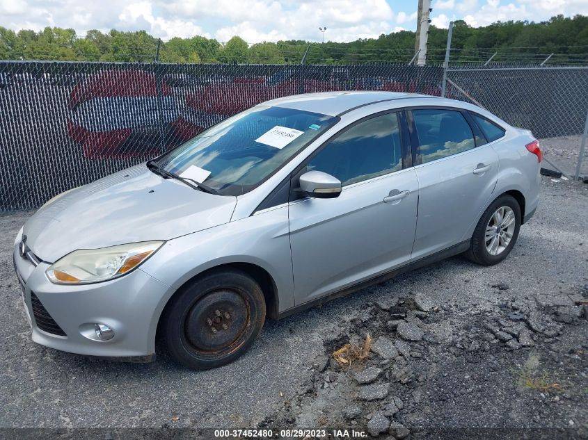 Photo 1 VIN: 1FAHP3H26CL430937 - FORD FOCUS 