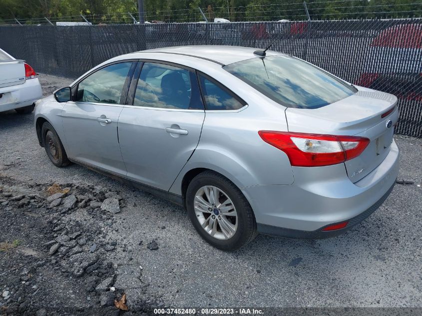 Photo 2 VIN: 1FAHP3H26CL430937 - FORD FOCUS 