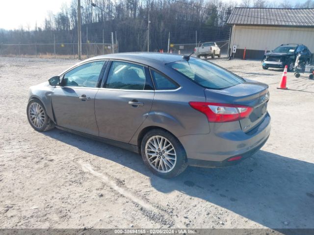 Photo 2 VIN: 1FAHP3H26CL475053 - FORD FOCUS 