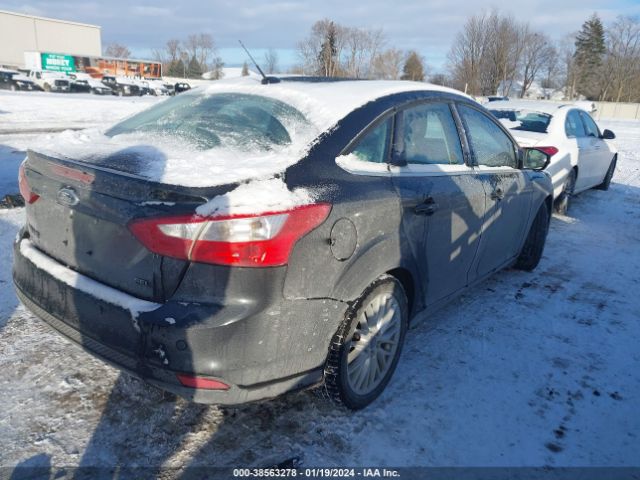 Photo 3 VIN: 1FAHP3H27CL119193 - FORD FOCUS 