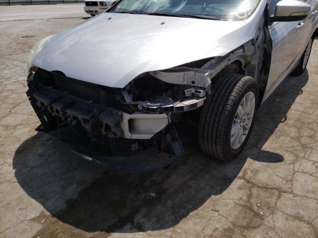 Photo 8 VIN: 1FAHP3H27CL146748 - FORD FOCUS SEL 