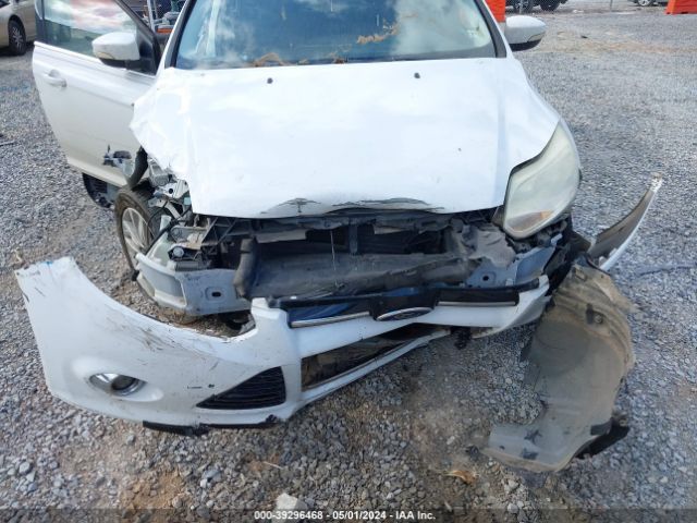 Photo 5 VIN: 1FAHP3H27CL156230 - FORD FOCUS 